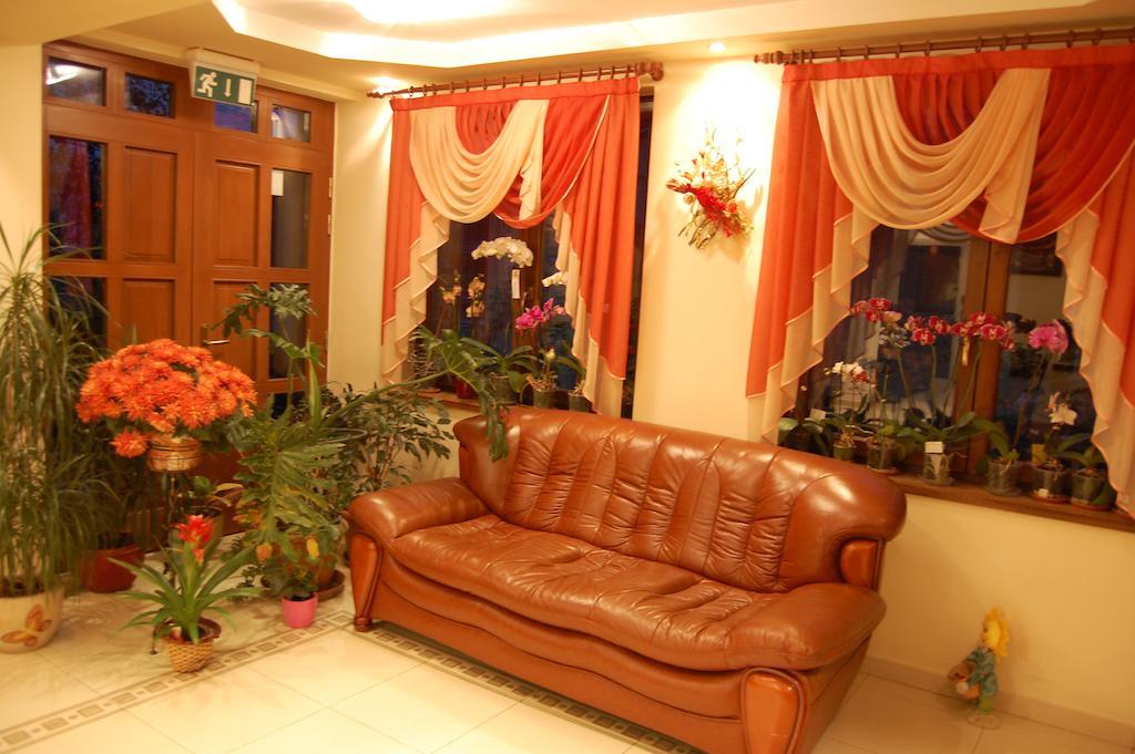 Hotel Esprit Brasov Luaran gambar