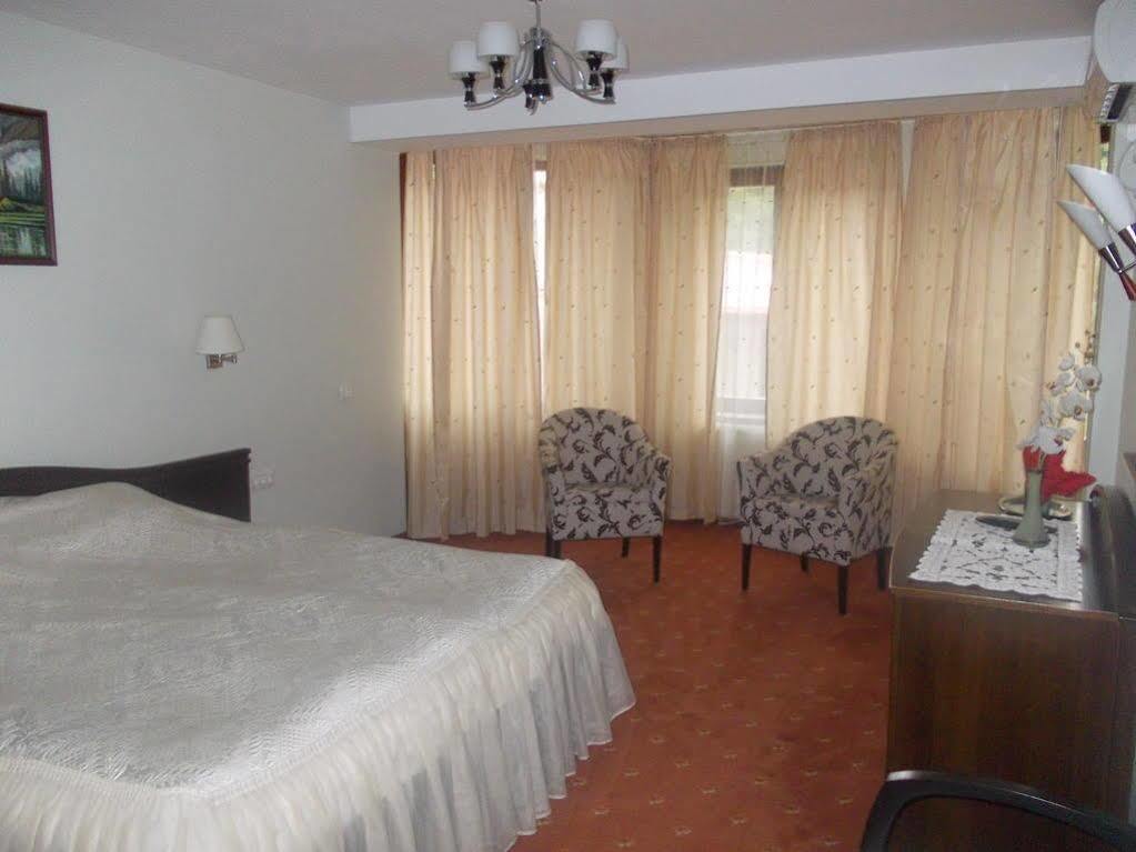 Hotel Esprit Brasov Luaran gambar